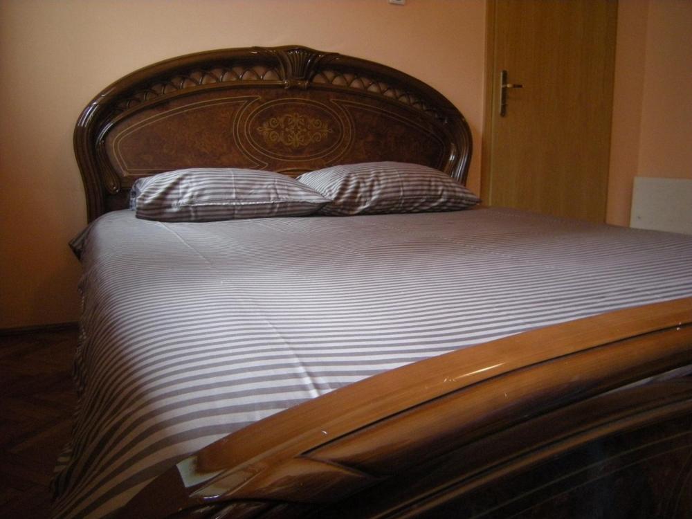Room image 5